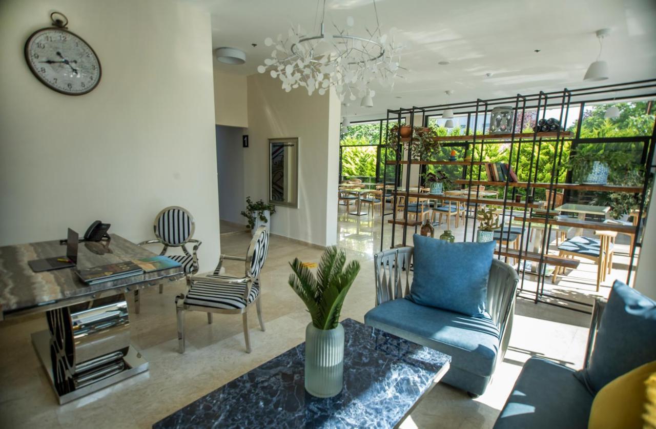 Chveni Ezo Boutique Hotel Kobuleti Ngoại thất bức ảnh