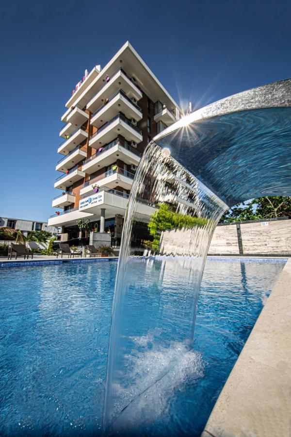 Chveni Ezo Boutique Hotel Kobuleti Ngoại thất bức ảnh