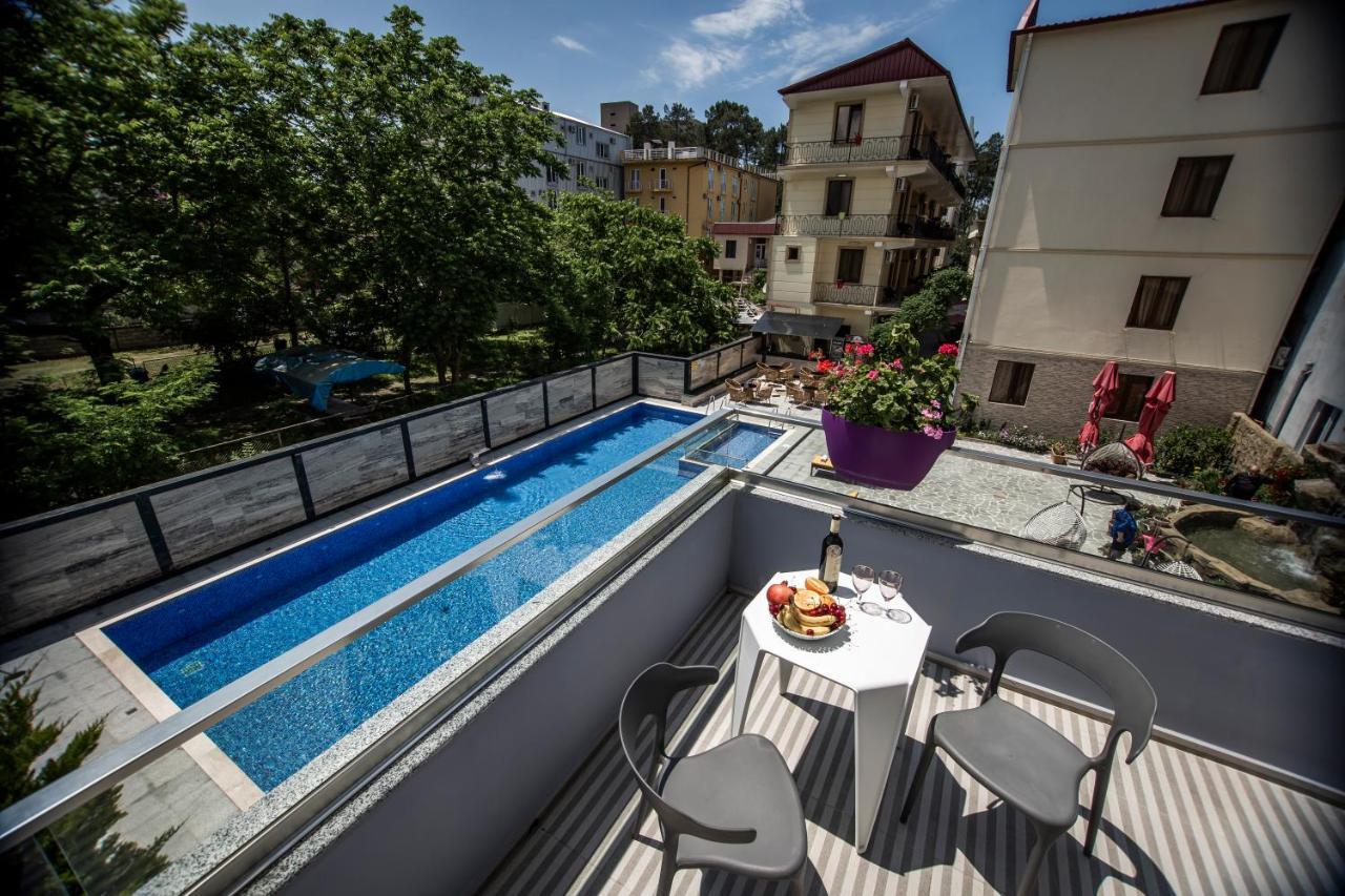 Chveni Ezo Boutique Hotel Kobuleti Ngoại thất bức ảnh